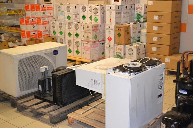 Полупромышленное холодильное оборудование моноблоки и сплиты (сплит-системы).
